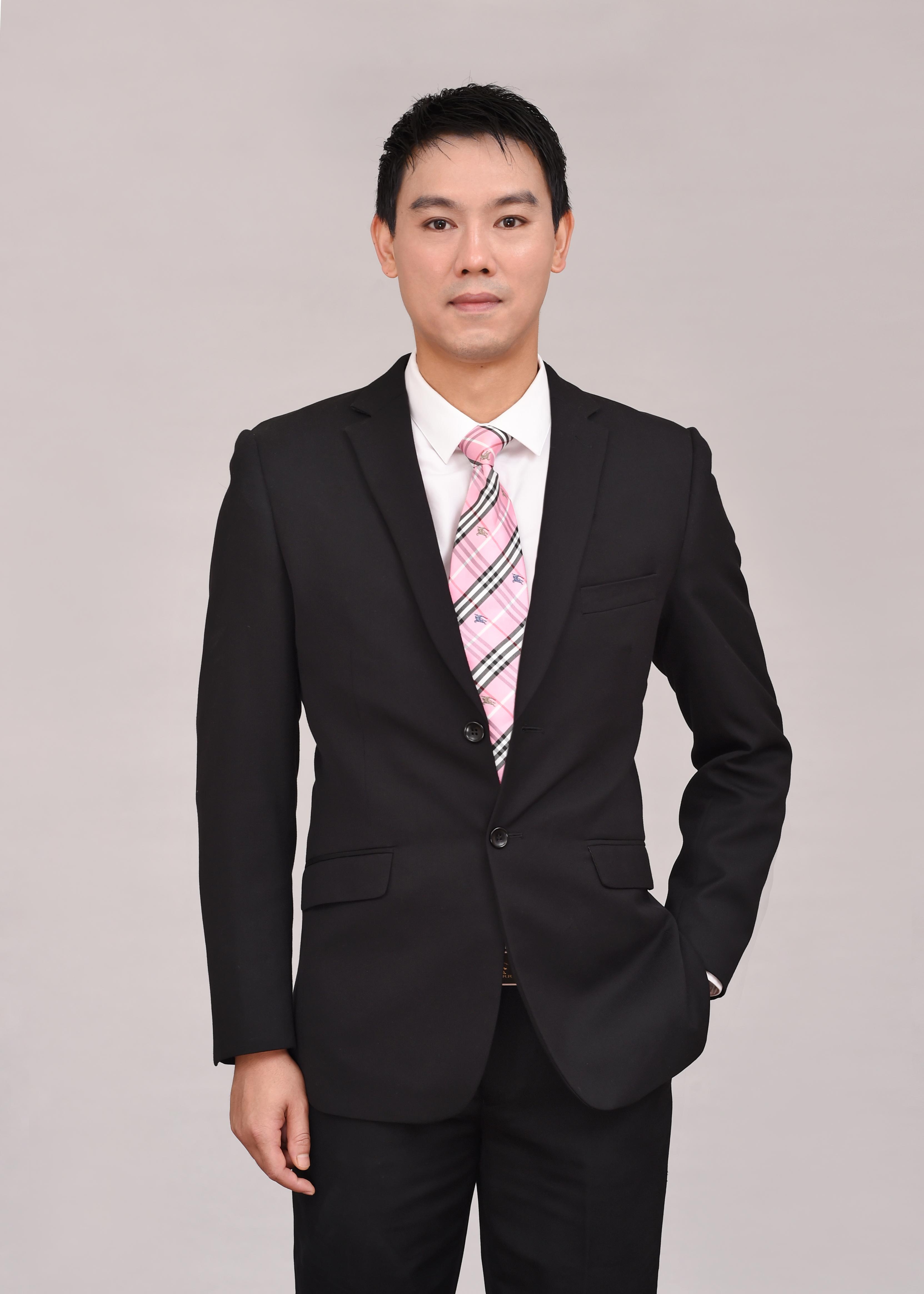 胡汉明 创始人 & 执行董事
